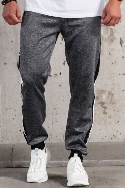 pantalon de chandal gris de hombre con rayas laterales