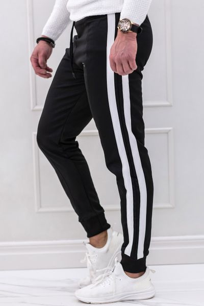 Pantalón de chándal negro con rayas blancas