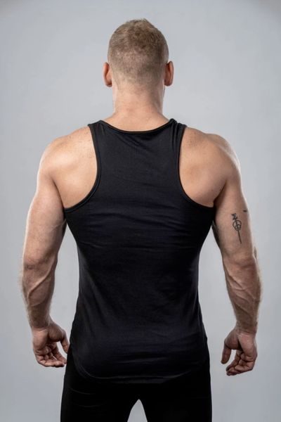 chándal negro de hombre sin mangas con bordado dorado slim fit