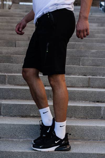 Shorts ligeros negros con bolsillos con cremallera JERONE