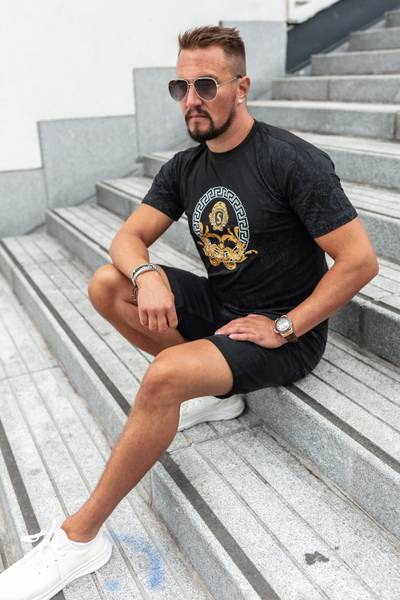 Star camiseta negra con foil dorado JERONE Star camiseta negra con foil dorado JERONE