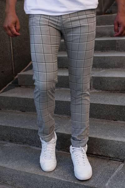 Elegantes pantalones grises de cuadros JERONE