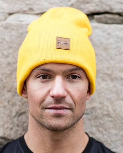 Gorro amarillo Urban Classics